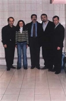 Bir konser sonrası Erol Parlak, Zeynel Sönmez ve öğrencilerle kuliste - 2004
